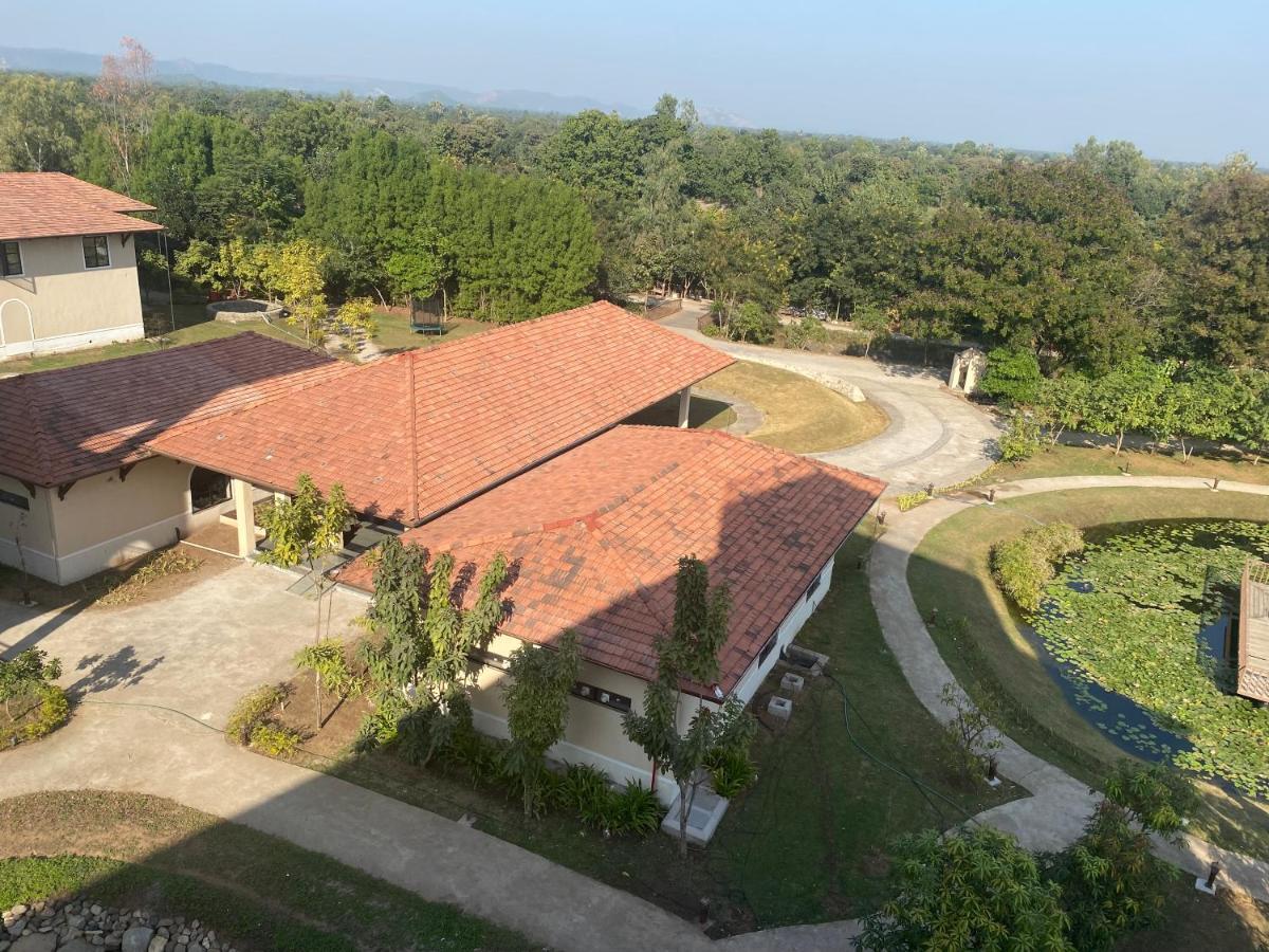 Bhanu The Fern Forest Resort & Spa, Jambughoda Экстерьер фото