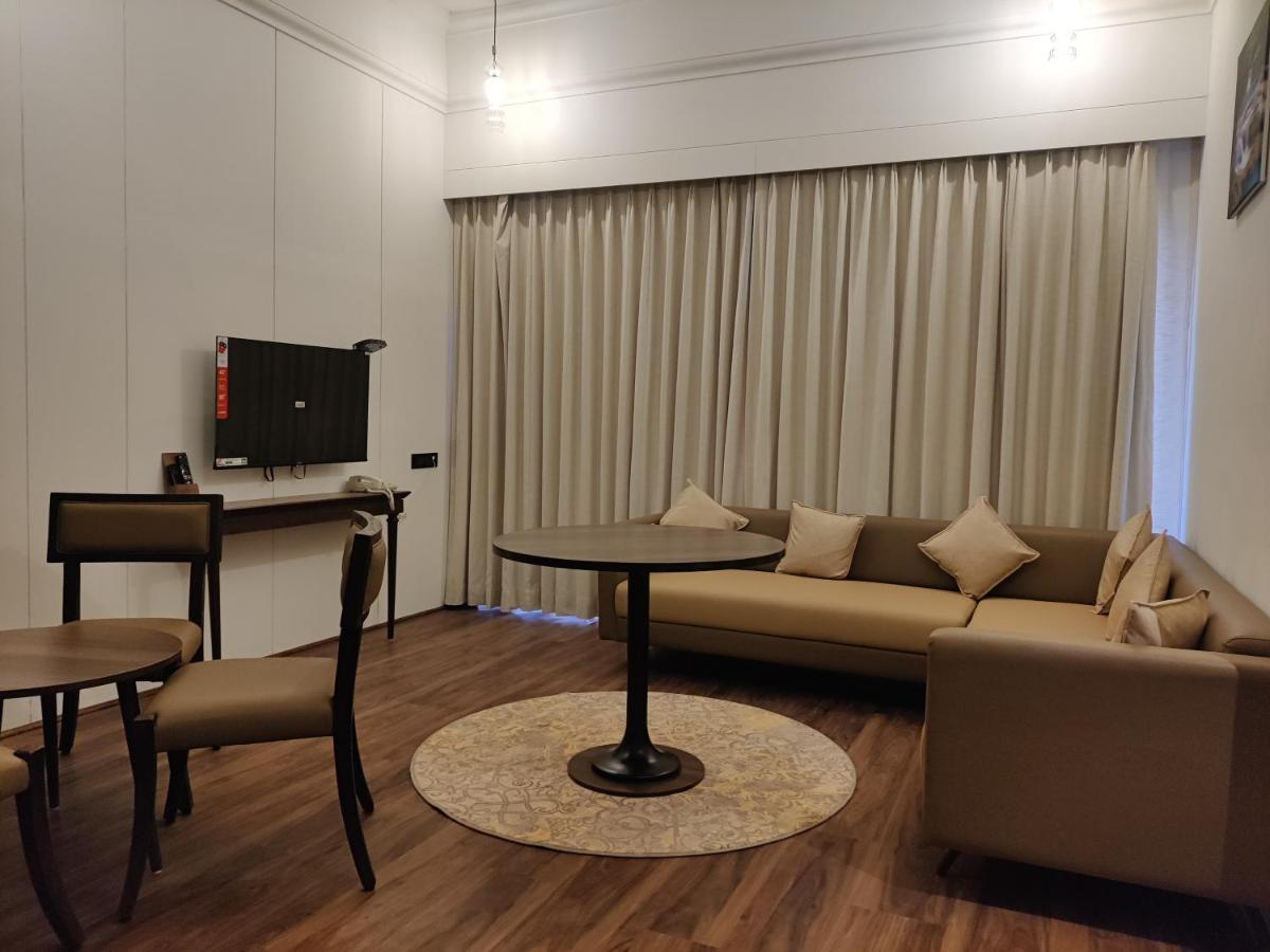 Bhanu The Fern Forest Resort & Spa, Jambughoda Экстерьер фото